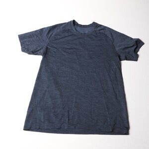 Men's short sleeve dry fit Lululemon t-shirt size medium blue